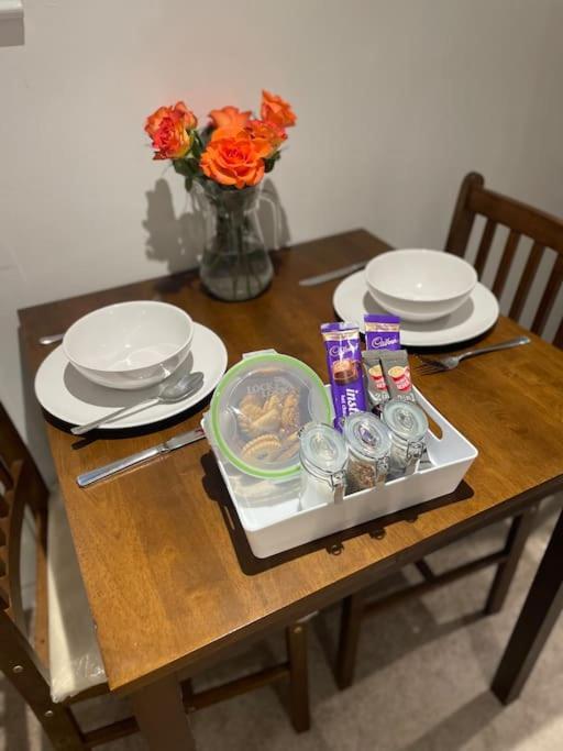 *Close To Beach* One Bedroom Suite With Parking Overstrand Eksteriør billede