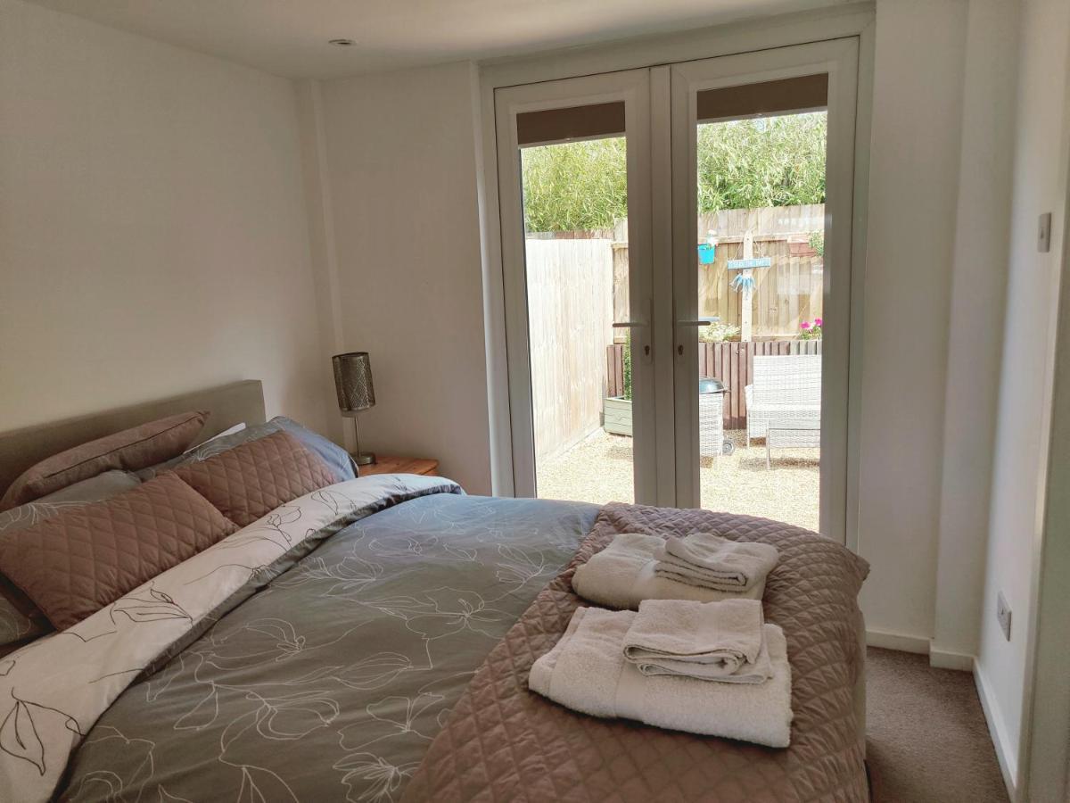 *Close To Beach* One Bedroom Suite With Parking Overstrand Eksteriør billede